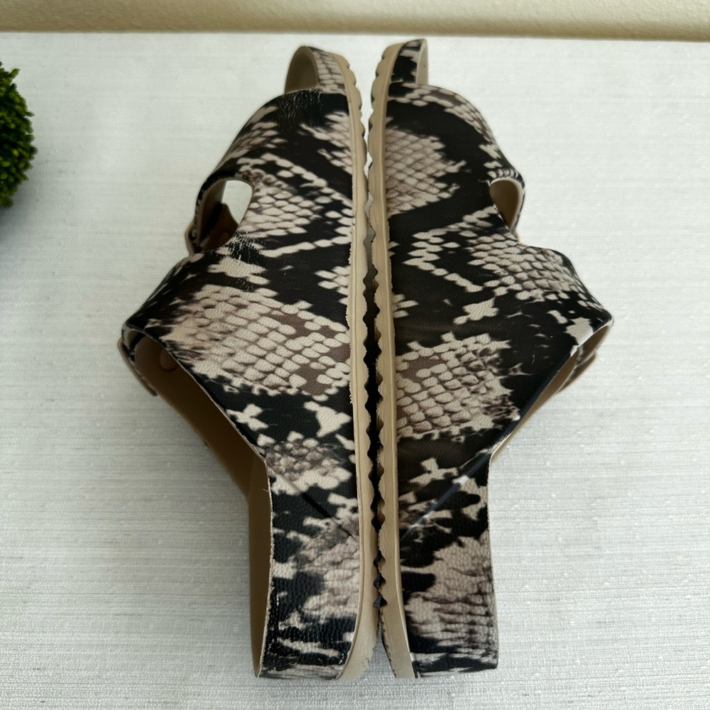 MIA Girl Snake Print Taupe/Black Dual Buckle Lightweight Slide Sandals Women’s 7 - Picture 5 of 8
